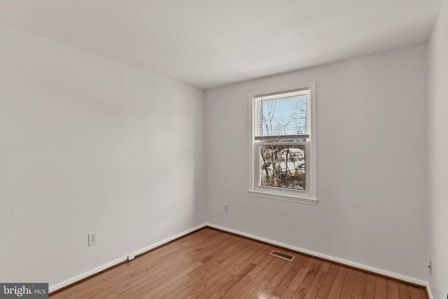 14428 BLACK HORSE CT, Centreville, VA 20120