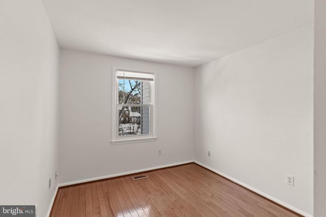 14428 BLACK HORSE CT, Centreville, VA 20120