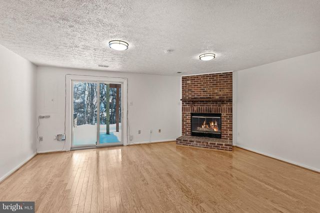 14428 BLACK HORSE CT, Centreville, VA 20120