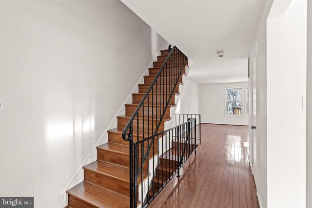 14428 BLACK HORSE CT, Centreville, VA 20120