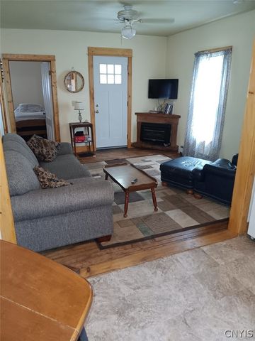 1034 County Route 48, Richland, NY 13144