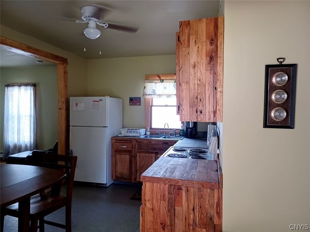1034 County Route 48, Richland, NY 13144