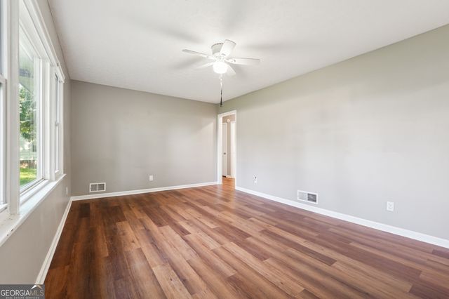 1277 4th Avenue, Auburn, GA 30011