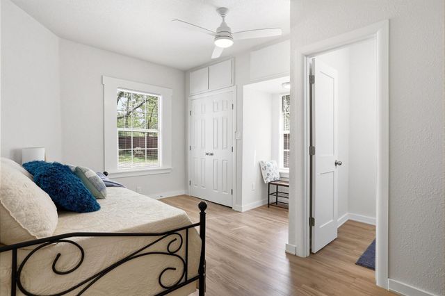 537 E Sears Street, Denison, TX 75021