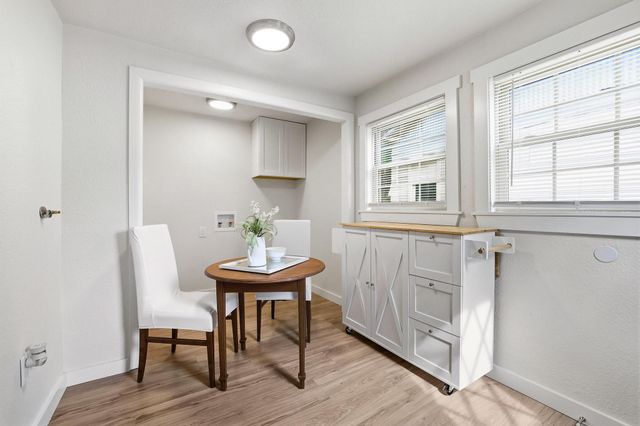 537 E Sears Street, Denison, TX 75021