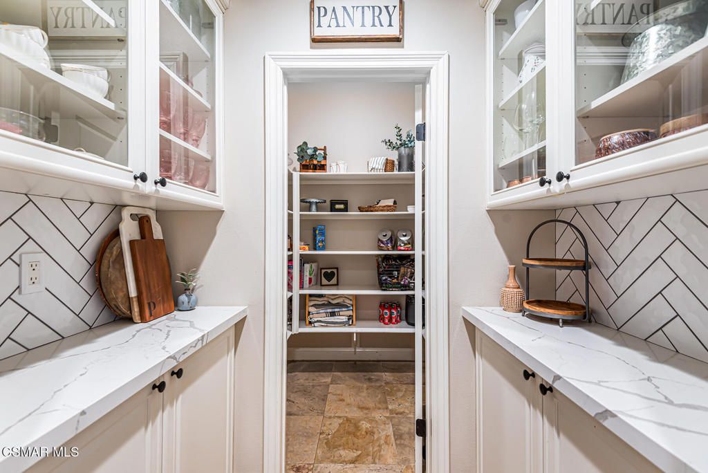 Image 17 of property listing at 457 Vineyard Drive, Simi Valley, CA 93065