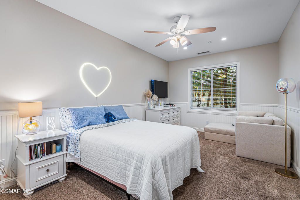 Image 27 of property listing at 457 Vineyard Drive, Simi Valley, CA 93065