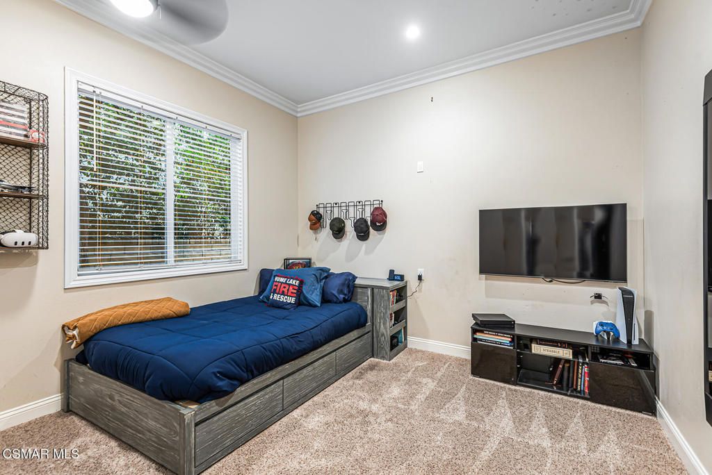 Image 30 of property listing at 457 Vineyard Drive, Simi Valley, CA 93065