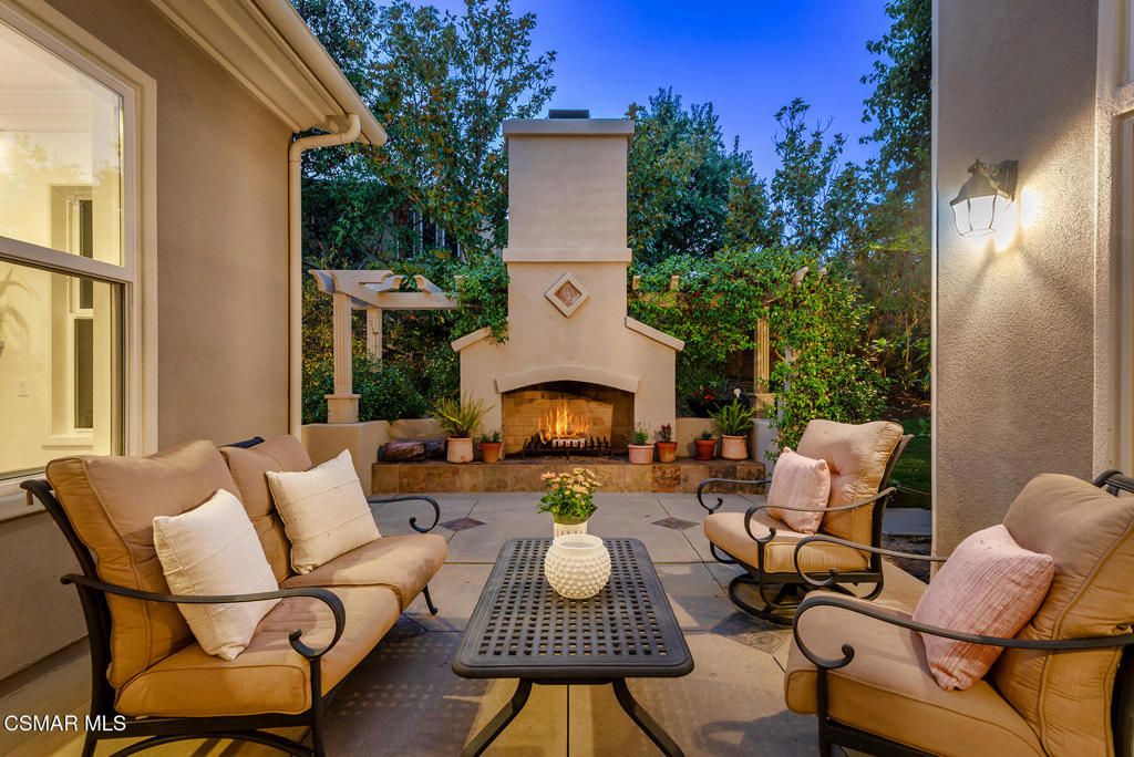 Image 36 of property listing at 457 Vineyard Drive, Simi Valley, CA 93065