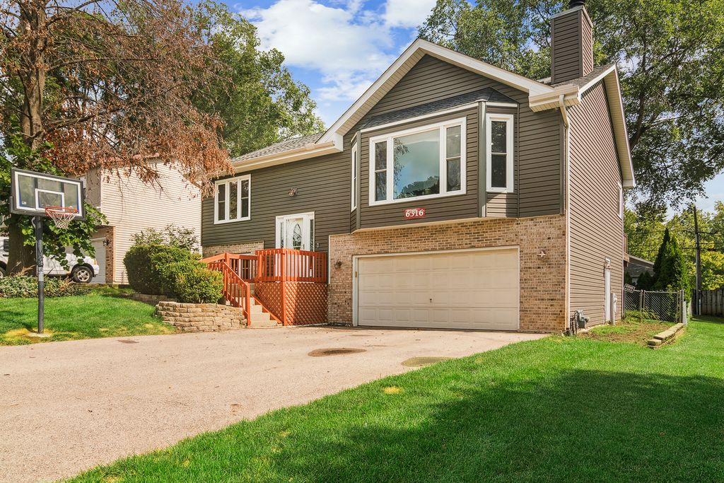6316 Hilly Way, Cary, IL 60013