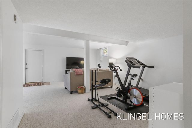 17829 Cherokee Drive, Spring Lake, MI 49456