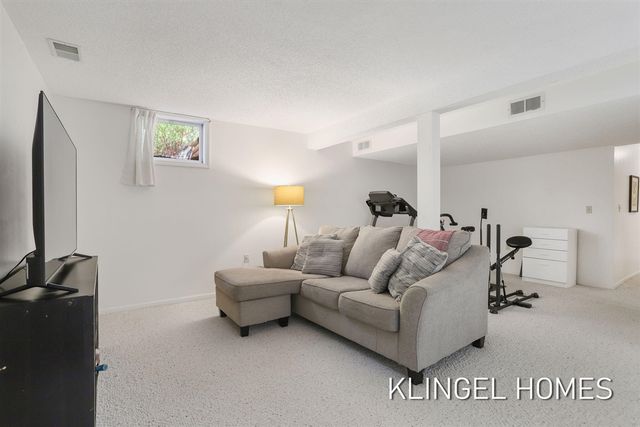 17829 Cherokee Drive, Spring Lake, MI 49456