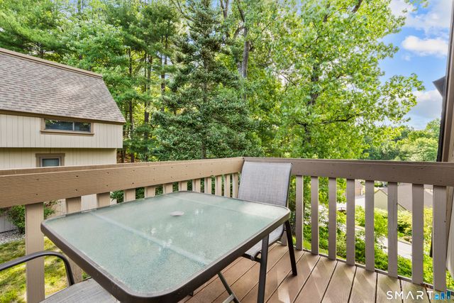 14 Great Meadow Lane 14, Farmington, CT 06001