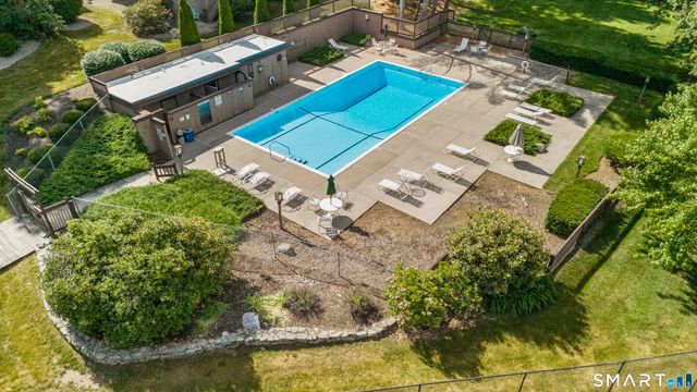 14 Great Meadow Lane 14, Farmington, CT 06001