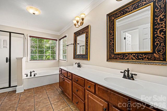 10403 Persimmon Creek Drive, Charlotte, NC 28227