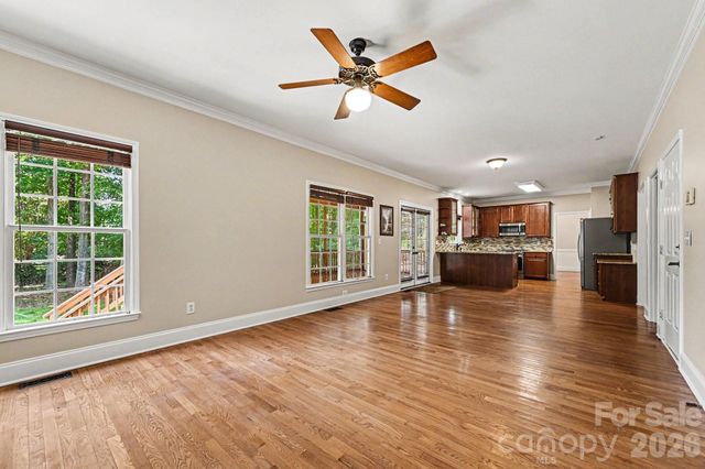 10403 Persimmon Creek Drive, Charlotte, NC 28227