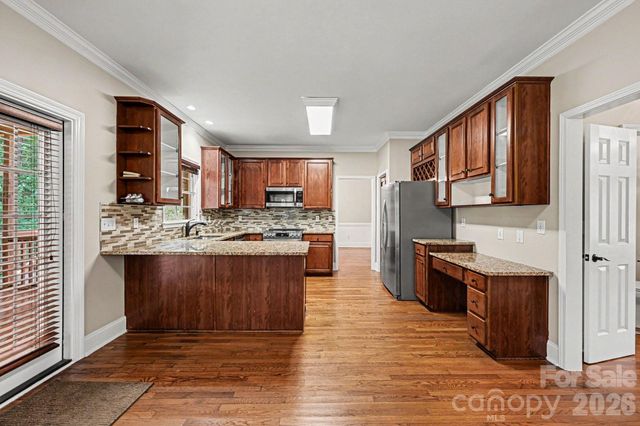 10403 Persimmon Creek Drive, Charlotte, NC 28227