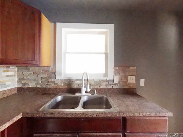 234 KASHMUIR PL, San Antonio, TX 78223