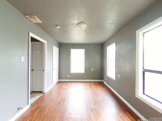 234 KASHMUIR PL, San Antonio, TX 78223