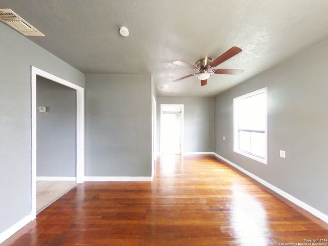 234 KASHMUIR PL, San Antonio, TX 78223