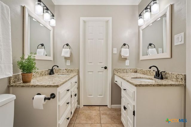 214 Mesa Drive, Gatesville, TX 76528