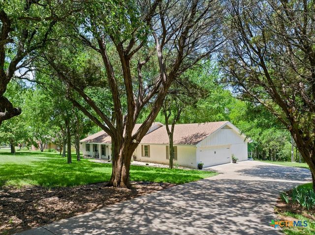 214 Mesa Drive, Gatesville, TX 76528