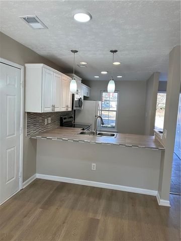 2365 Overland Court, Snellville, GA 30039