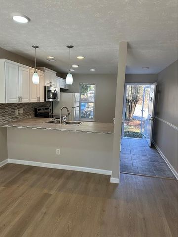 2365 Overland Court, Snellville, GA 30039