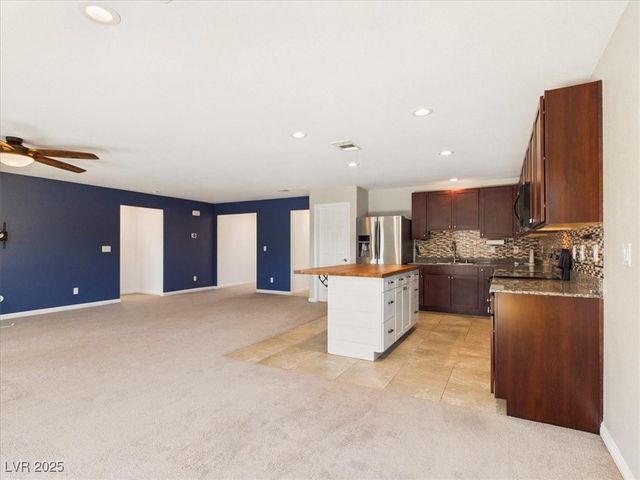 3807 East Sedgwick Avenue, Pahrump, NV 89061