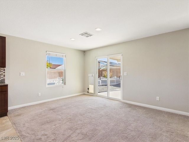 3807 East Sedgwick Avenue, Pahrump, NV 89061