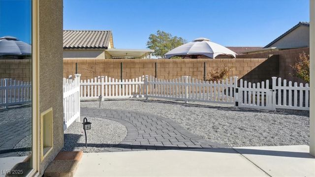 3807 East Sedgwick Avenue, Pahrump, NV 89061