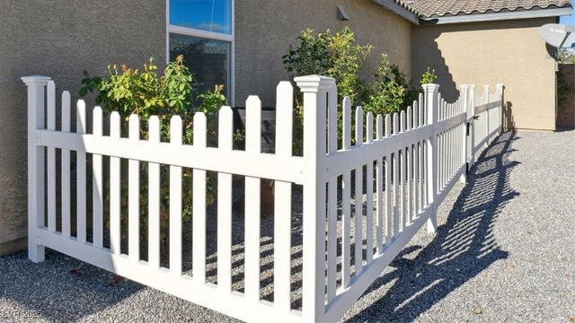 3807 East Sedgwick Avenue, Pahrump, NV 89061