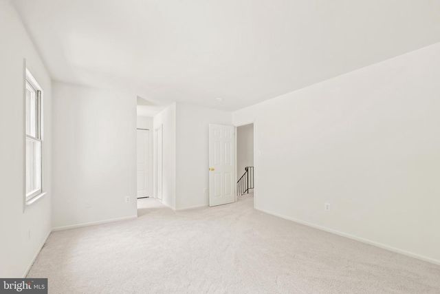 9909 KINGSBRIDGE DR, Fairfax, VA 22031
