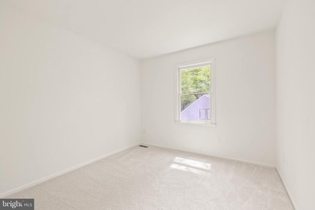 9909 KINGSBRIDGE DR, Fairfax, VA 22031