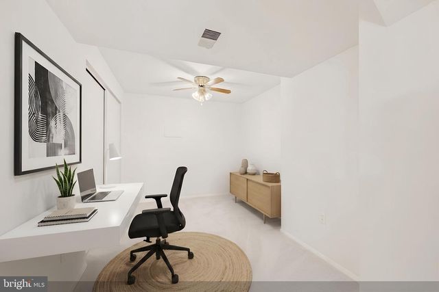9909 KINGSBRIDGE DR, Fairfax, VA 22031