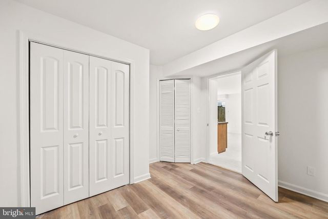 9909 KINGSBRIDGE DR, Fairfax, VA 22031