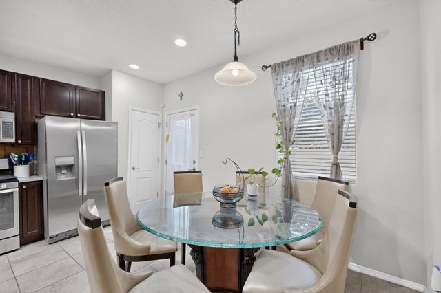3142 Floras Del Sol, Santa Fe, NM 87507