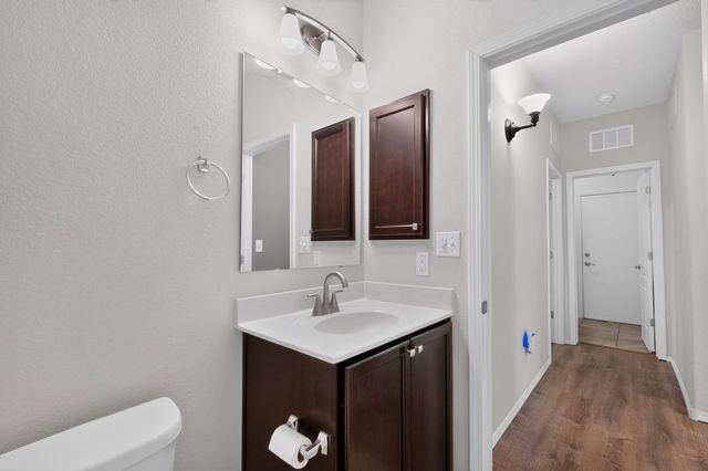 3142 Floras Del Sol, Santa Fe, NM 87507