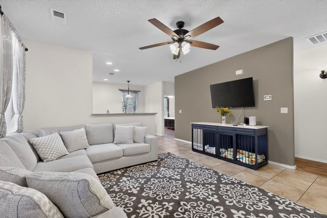 3142 Floras Del Sol, Santa Fe, NM 87507