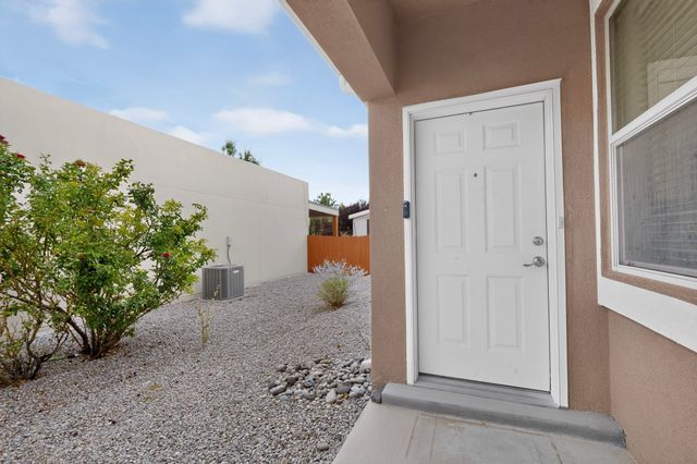 3142 Floras Del Sol, Santa Fe, NM 87507