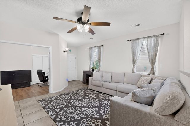 3142 Floras Del Sol, Santa Fe, NM 87507