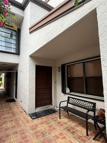10046 NW 41st St 48-4, Doral, FL 33178