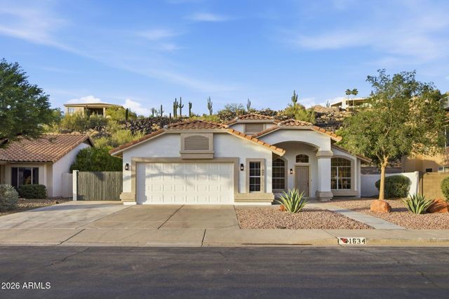 1634 W ACOMA Drive, Phoenix, AZ 85023