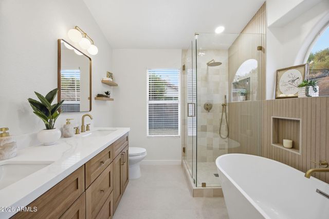 1634 W ACOMA Drive, Phoenix, AZ 85023