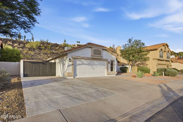 1634 W ACOMA Drive, Phoenix, AZ 85023