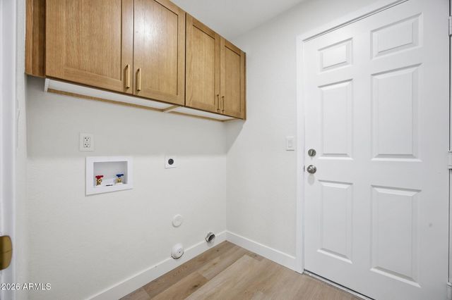 1634 W ACOMA Drive, Phoenix, AZ 85023