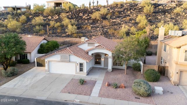 1634 W ACOMA Drive, Phoenix, AZ 85023