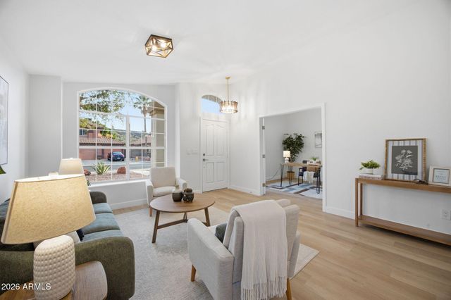 1634 W ACOMA Drive, Phoenix, AZ 85023