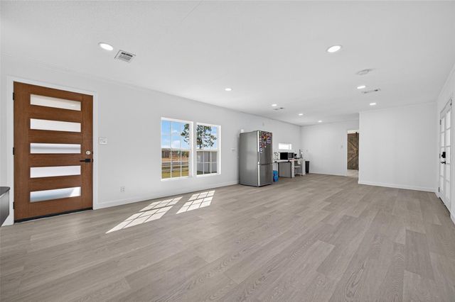 805 Williams Road, East Bernard, TX 77435