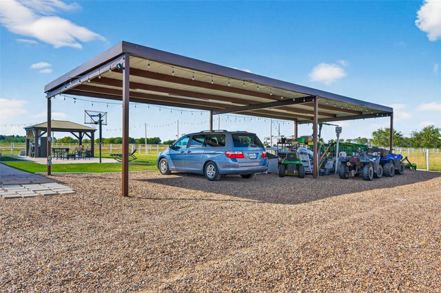 805 Williams Road, East Bernard, TX 77435